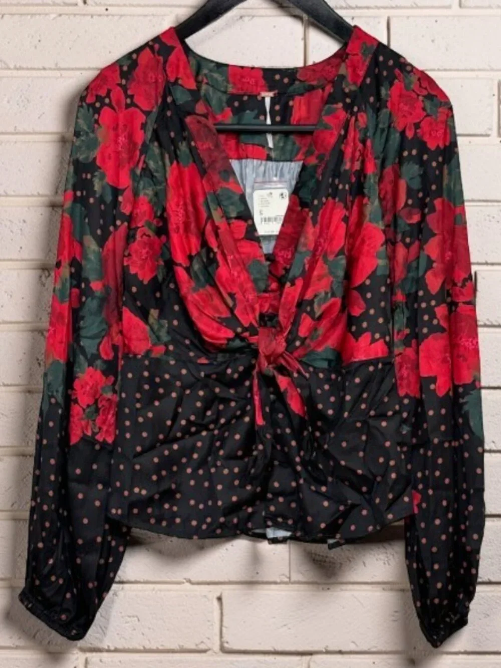 ✨ NWT Free People Run Free Floral Tie Front Blouse – Size Small ✨